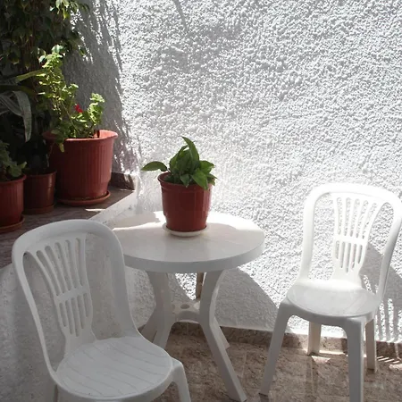 Afroditi Syros Апарт-отель