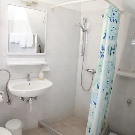 Aparthotel Afroditi Syros
