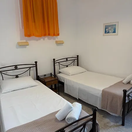 Afroditi Syros 3*