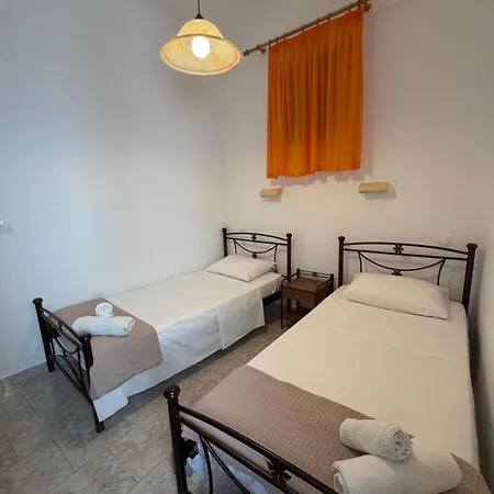 Aparthotel Afroditi Syros 3*
