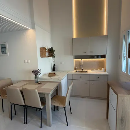 Aparthotel Afroditi Syros
