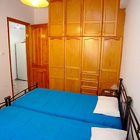 Afroditi Syros