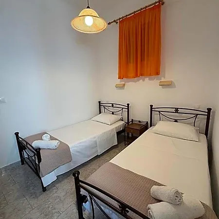 Afroditi Syros 3*