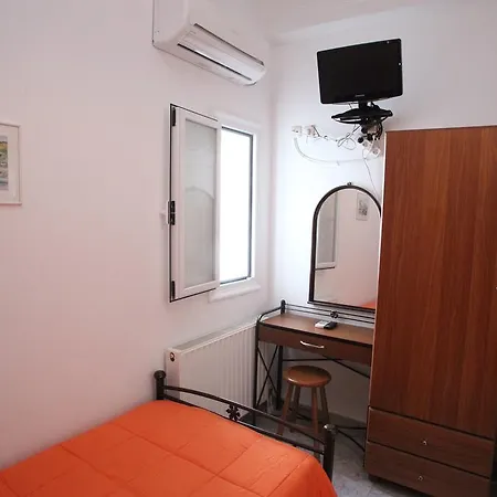 Afroditi Syros 3* Hermópolis