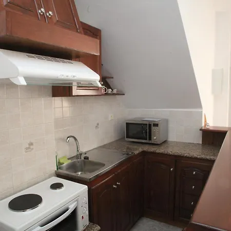 Afroditi Syros
