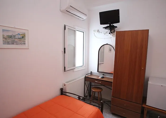 Afroditi Syros 3* ארמופוליס